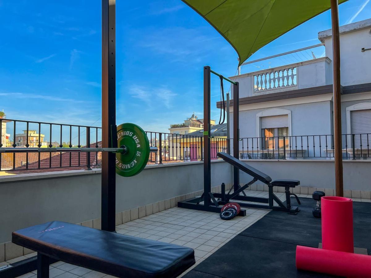 Sovrana Hotel & Spa Rimini Exterior photo